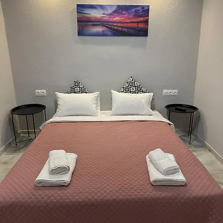 Apartment Luxury Ground Floor Apartment *